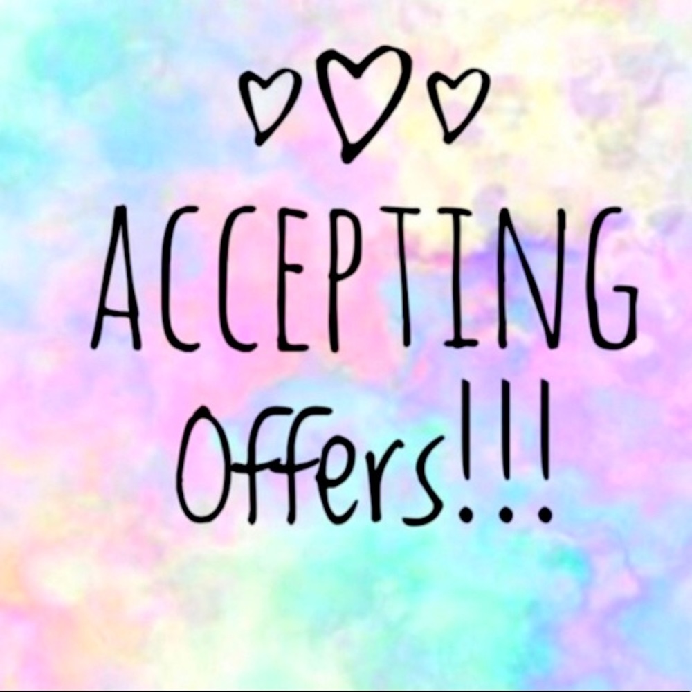 All offers considered 💙💗💜